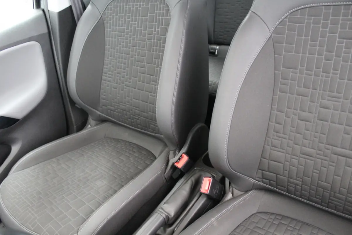 1.4 Online Edition 90PK, AUTOMAAT | RIJKLAAR | DEELS LEER | CARPLAY | CRUISE CONTROLE