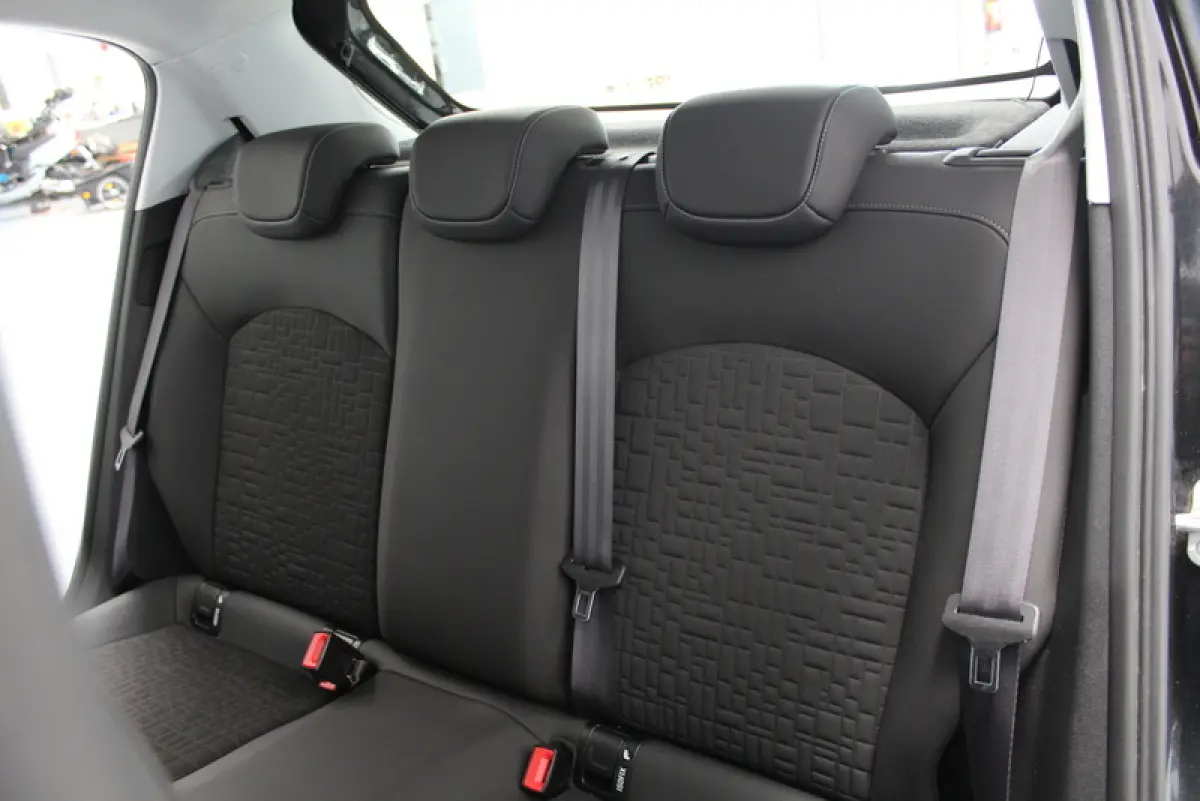 1.4 Online Edition 90PK, AUTOMAAT | RIJKLAAR | DEELS LEER | CARPLAY | CRUISE CONTROLE