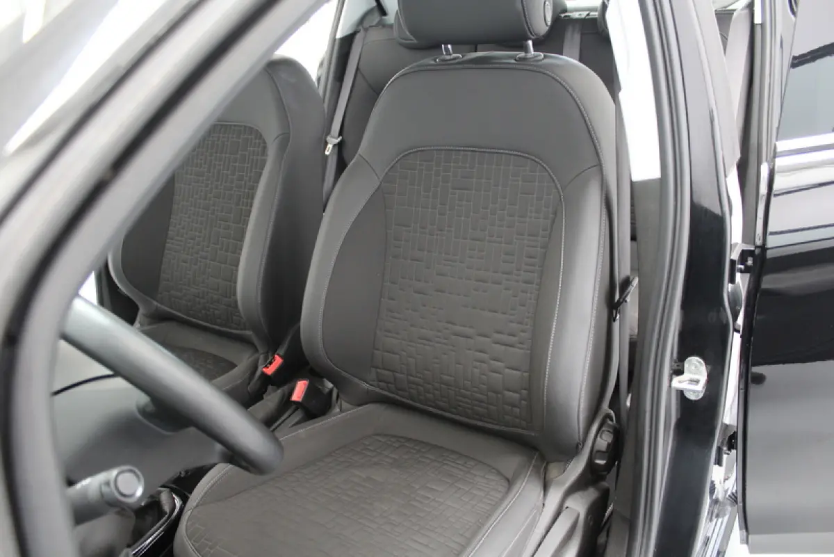 1.4 Online Edition 90PK, AUTOMAAT | RIJKLAAR | DEELS LEER | CARPLAY | CRUISE CONTROLE
