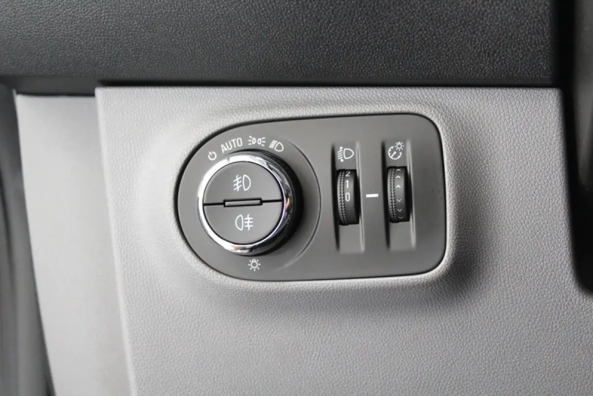 1.4 Online Edition 90PK, AUTOMAAT | RIJKLAAR | DEELS LEER | CARPLAY | CRUISE CONTROLE