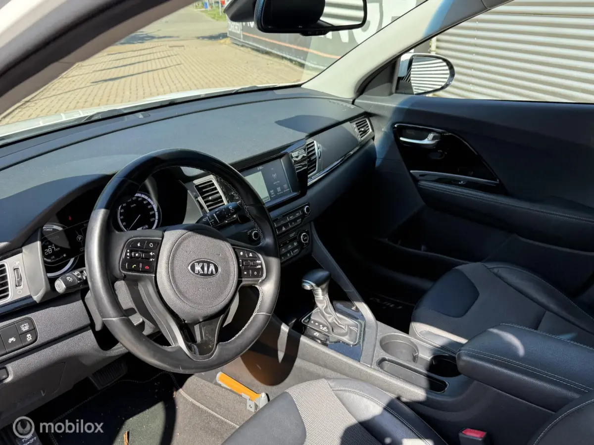 1.6 GDi Hybrid DynamicLine | Camera | Clima | Apple Carplay/Android Auto |