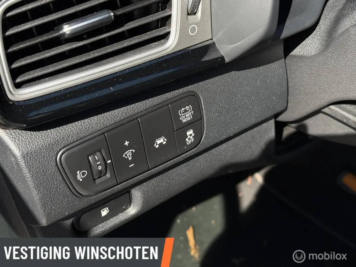 1.6 GDi Hybrid DynamicLine | Camera | Clima | Apple Carplay/Android Auto |