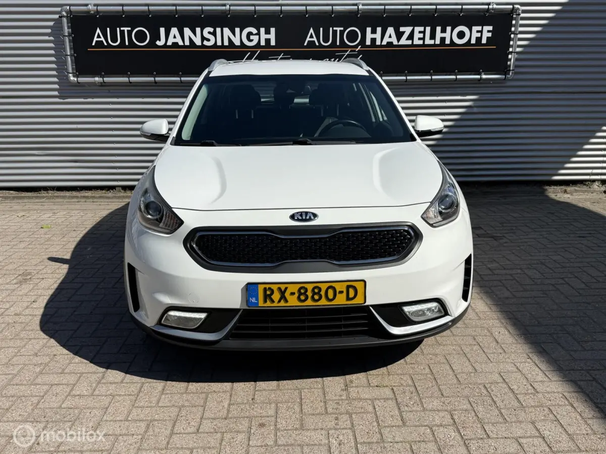 1.6 GDi Hybrid DynamicLine | Camera | Clima | Apple Carplay/Android Auto |