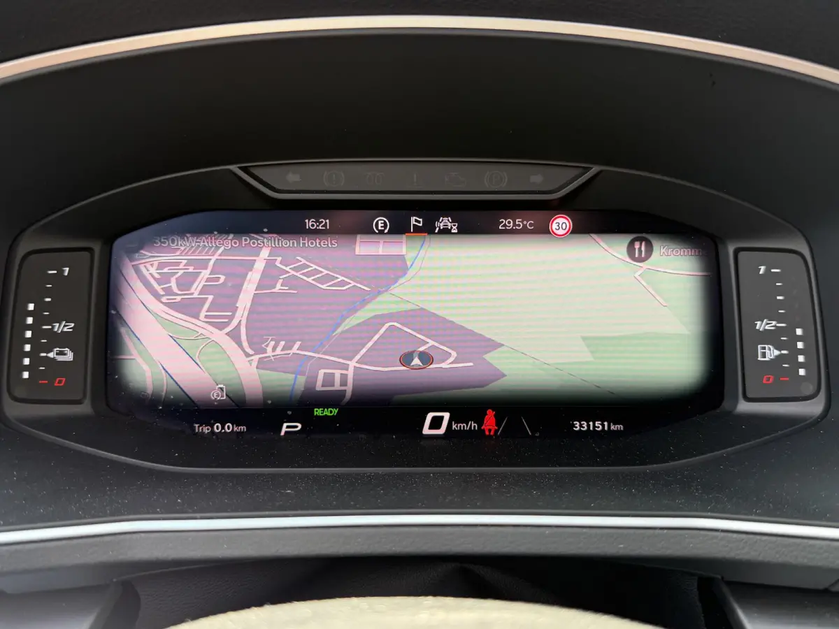 1.4 TSI e-Hybrid PHEV FR Business FABRIEKSGARANTIE 03-2028 20"/Panoramadak/Trekhaak/360 camera/Keyless/Dodehoek/Elektrische klep/Stuur + stoelverwarming v+a
