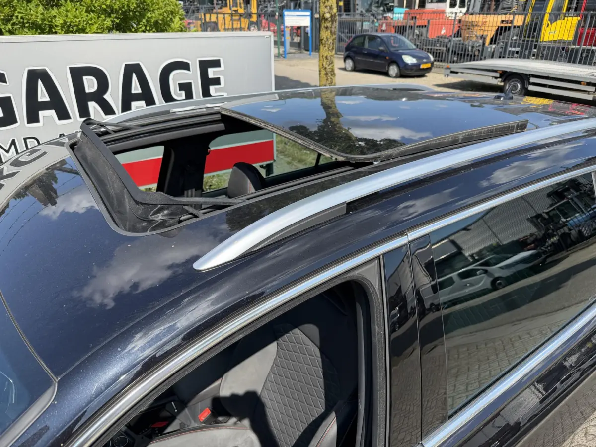 1.4 TSI e-Hybrid PHEV FR Business FABRIEKSGARANTIE 03-2028 20"/Panoramadak/Trekhaak/360 camera/Keyless/Dodehoek/Elektrische klep/Stuur + stoelverwarming v+a