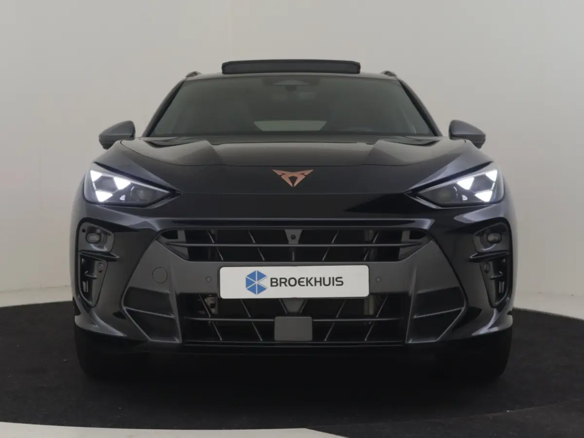 1.5 TSI e-Hybrid 272pk VZ Performance | "Immersive by Sennheiser" premium sound system package | Adaptief demping systeem | Alcantara bekleding