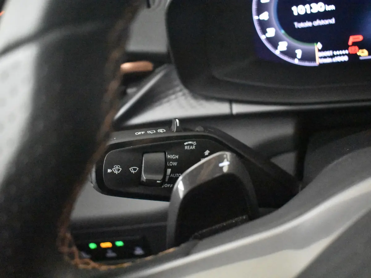 1.5 TSI e-Hybrid 272pk VZ Performance | "Immersive by Sennheiser" premium sound system package | Adaptief demping systeem | Alcantara bekleding