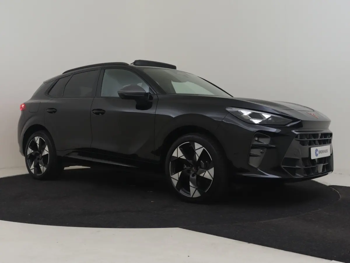 1.5 TSI e-Hybrid 272pk VZ Performance | "Immersive by Sennheiser" premium sound system package | Adaptief demping systeem | Alcantara bekleding