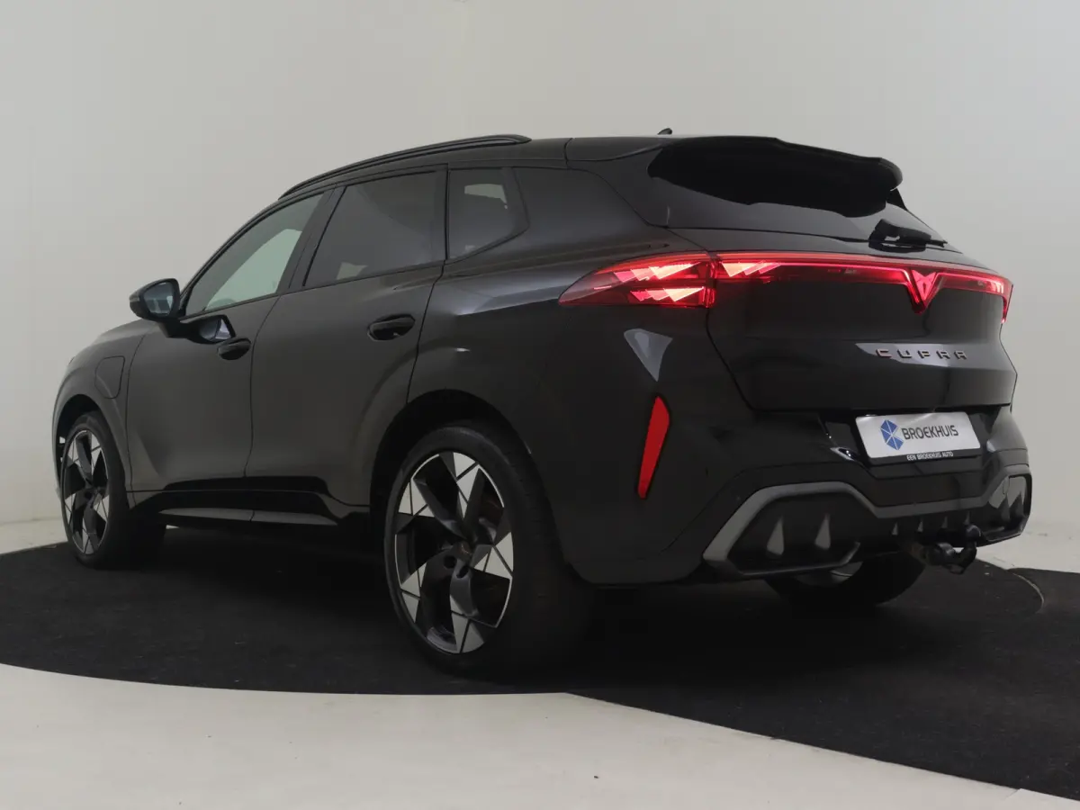 1.5 TSI e-Hybrid 272pk VZ Performance | "Immersive by Sennheiser" premium sound system package | Adaptief demping systeem | Alcantara bekleding