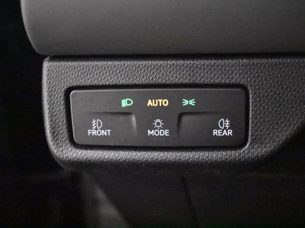 1.5 TSI e-Hybrid 272pk VZ Performance | "Immersive by Sennheiser" premium sound system package | Adaptief demping systeem | Alcantara bekleding