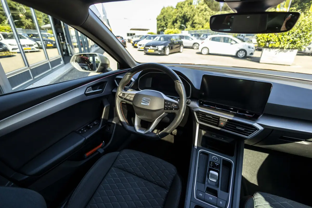 1.4 TSI eHybrid PHEV FR Business Intense | Elektrisch glazen schuif-/kanteldak |