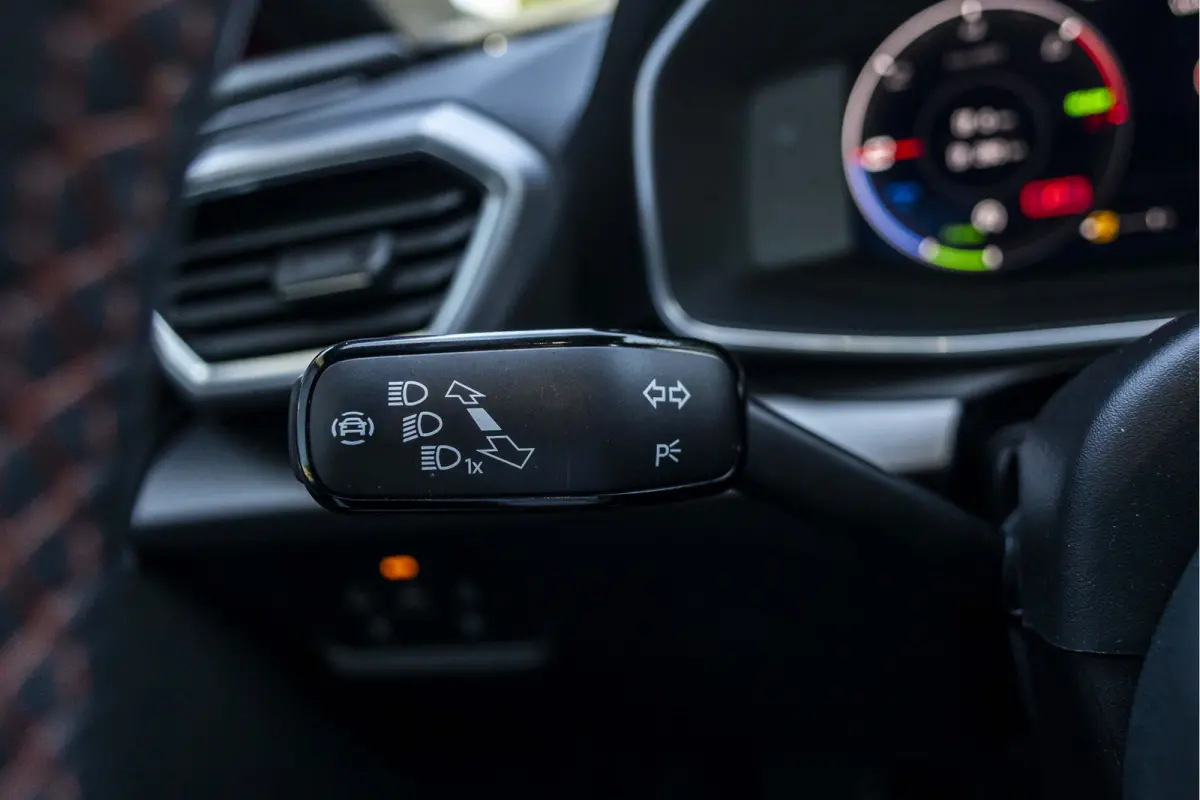 1.4 TSI eHybrid PHEV FR Business Intense | Elektrisch glazen schuif-/kanteldak |