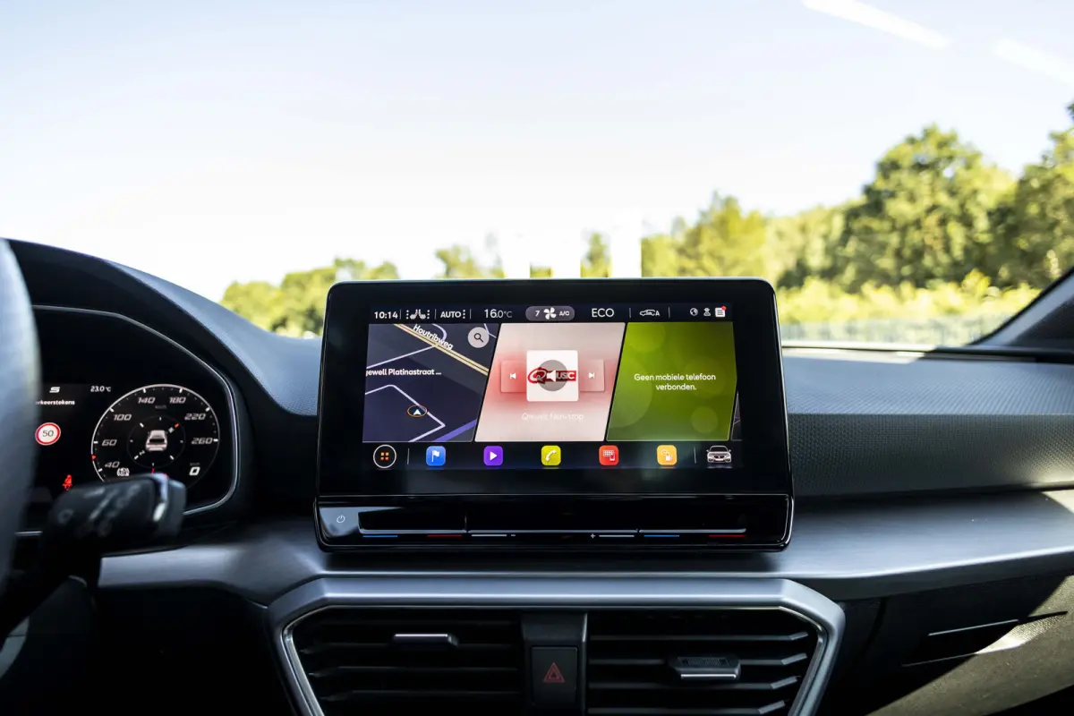 1.4 TSI eHybrid PHEV FR Business Intense | Elektrisch glazen schuif-/kanteldak |