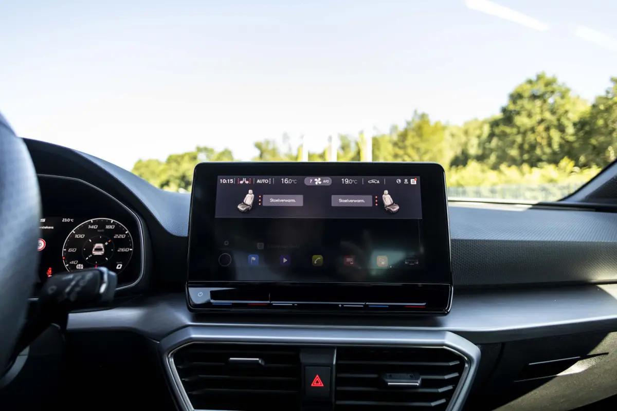 1.4 TSI eHybrid PHEV FR Business Intense | Elektrisch glazen schuif-/kanteldak |
