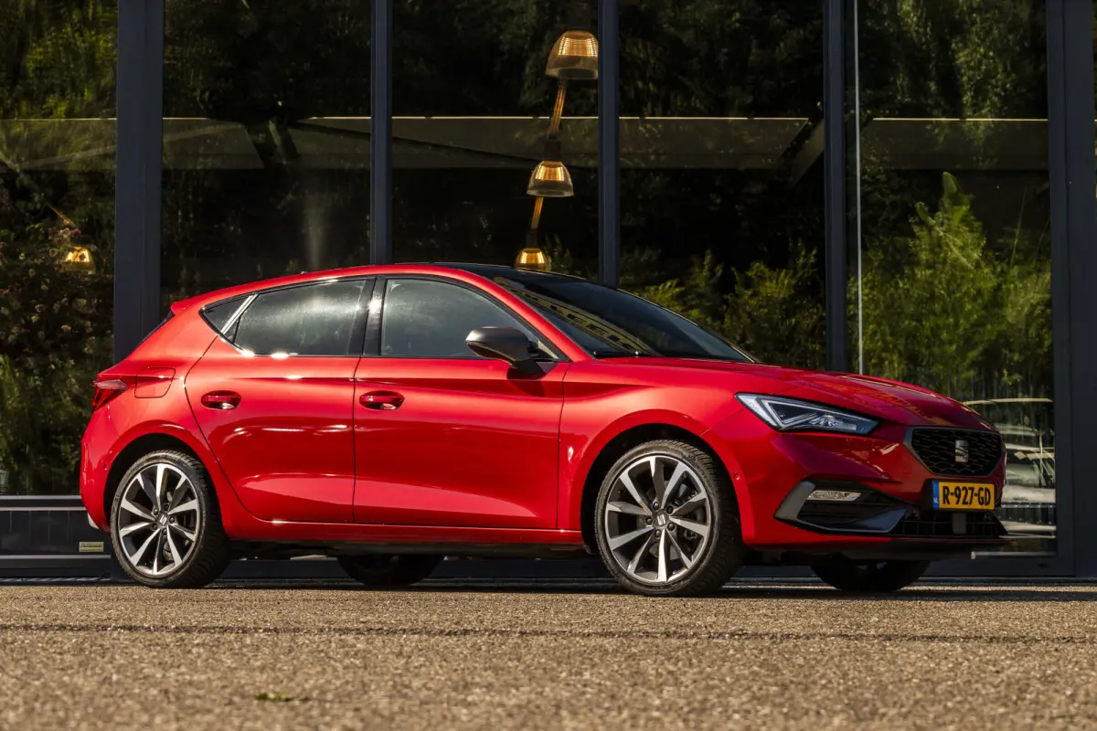 1.4 TSI eHybrid PHEV FR Business Intense | Elektrisch glazen schuif-/kanteldak |