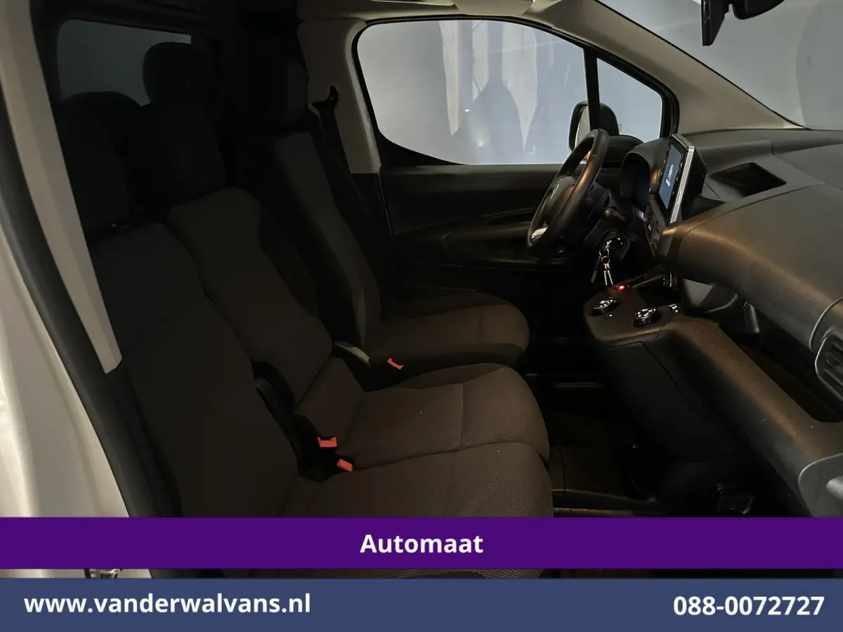 1.2 PureTech 130pk Automaat Benzine L1H1 Euro6 Airco | 3-Zits | Navigatie | Camera | Apple Carplay Cruisecontrol, Android Auto, Parkeersensoren