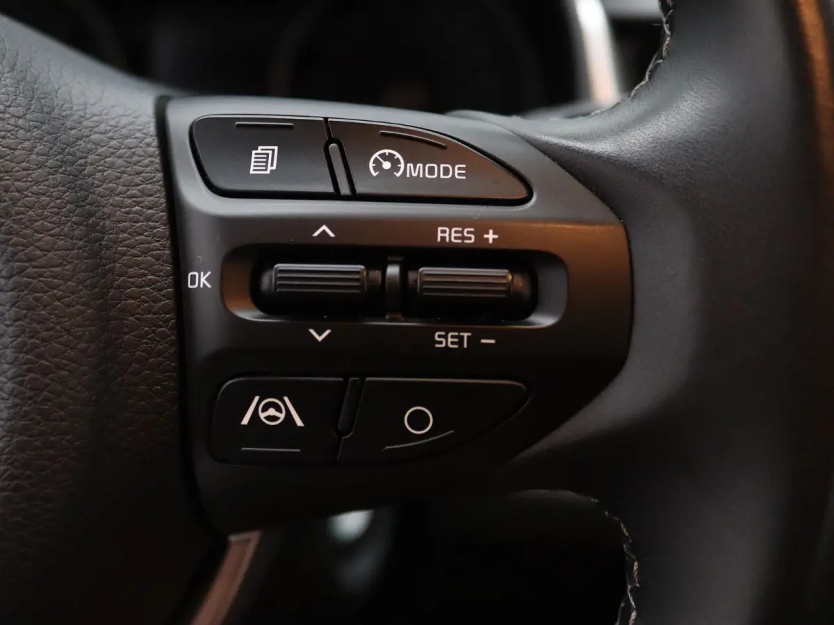 120pk T-GDi MHEV DynamicLine Apple Carplay/Android Auto | Airco