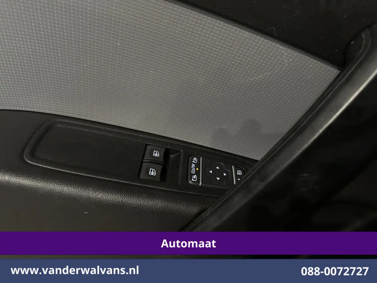 1.3 TCe 131pk Automaat Benzine L1H1 Euro6 Airco | Apple Carplay | Camera | Navigatie | Cruisecontrol Parkeersensoren, Android Auto