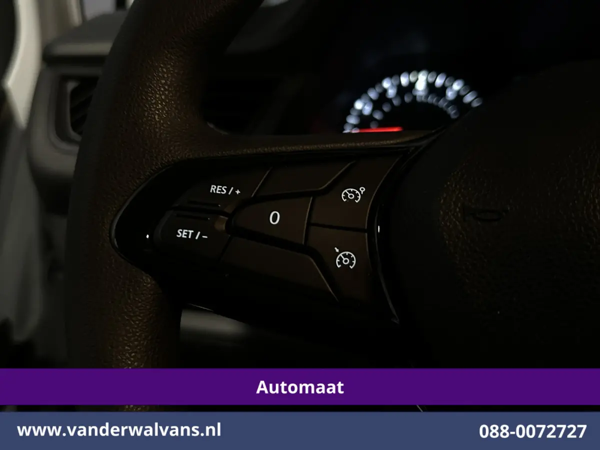 1.3 TCe 131pk Automaat Benzine L1H1 Euro6 Airco | Apple Carplay | Camera | Navigatie | Cruisecontrol Parkeersensoren, Android Auto