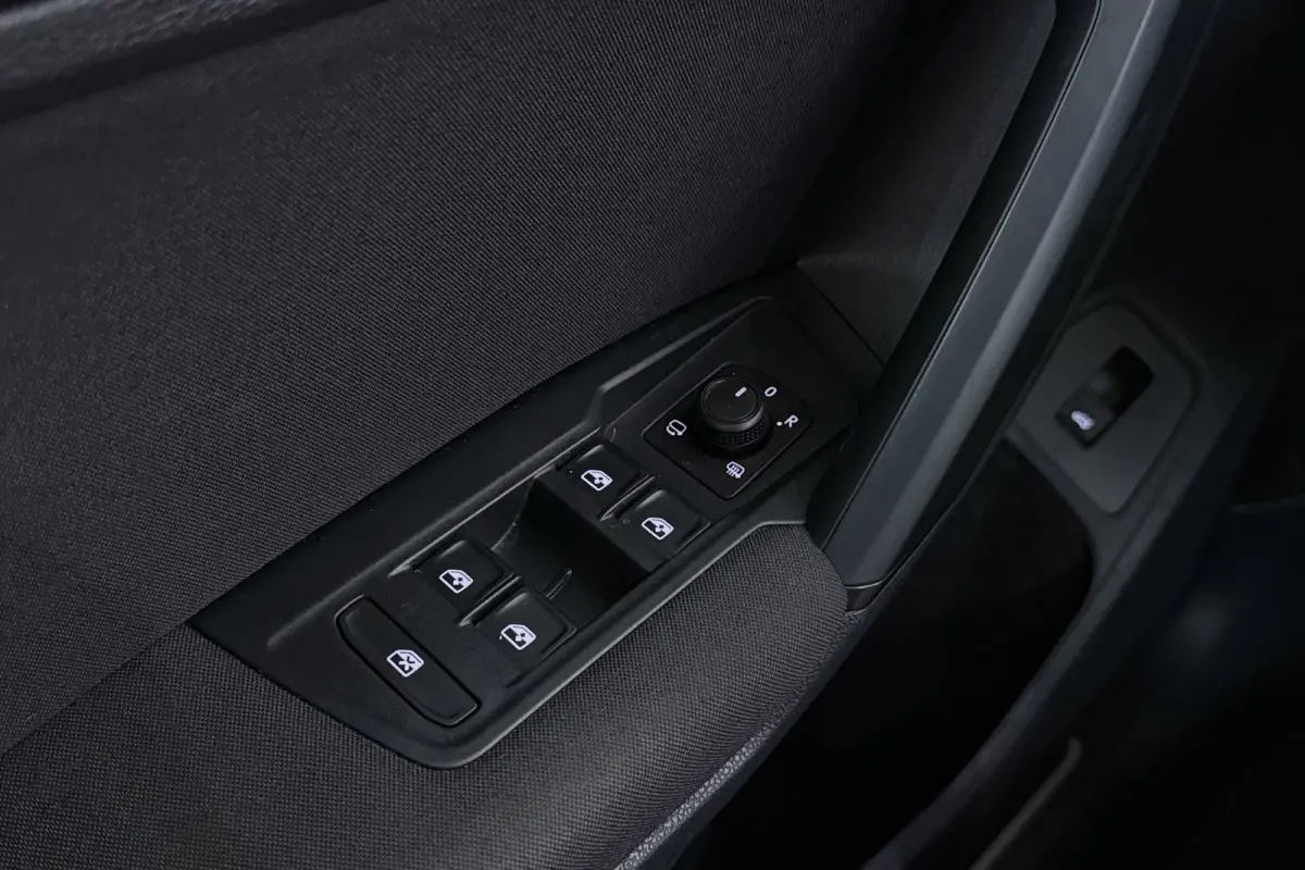 1.5 TSI ACT Comfortline Business | Panoramadak | Org NL | Camera | CarPlay | Digital Cockpit | Stoelverwarming |