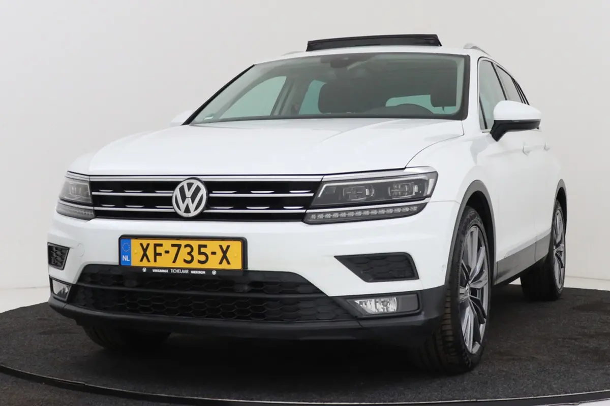 1.5 TSI ACT Comfortline Business | Panoramadak | Org NL | Camera | CarPlay | Digital Cockpit | Stoelverwarming |