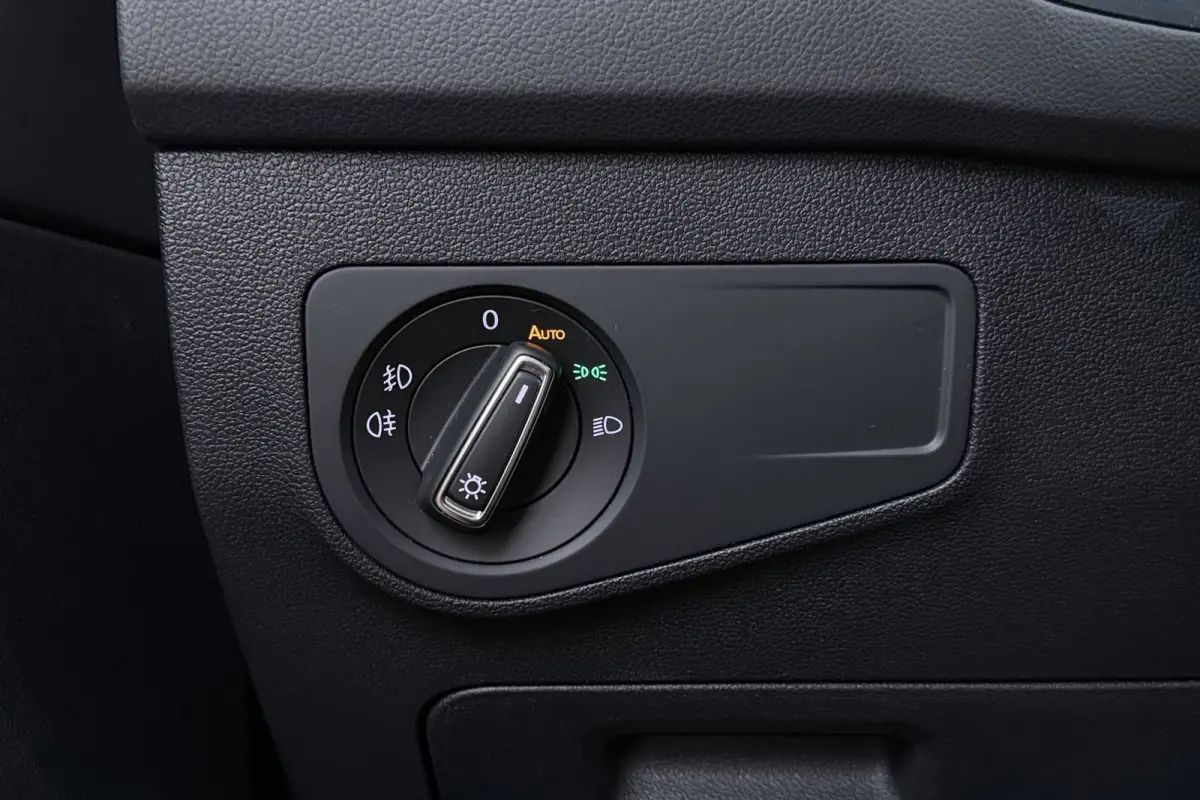 1.5 TSI ACT Comfortline Business | Panoramadak | Org NL | Camera | CarPlay | Digital Cockpit | Stoelverwarming |