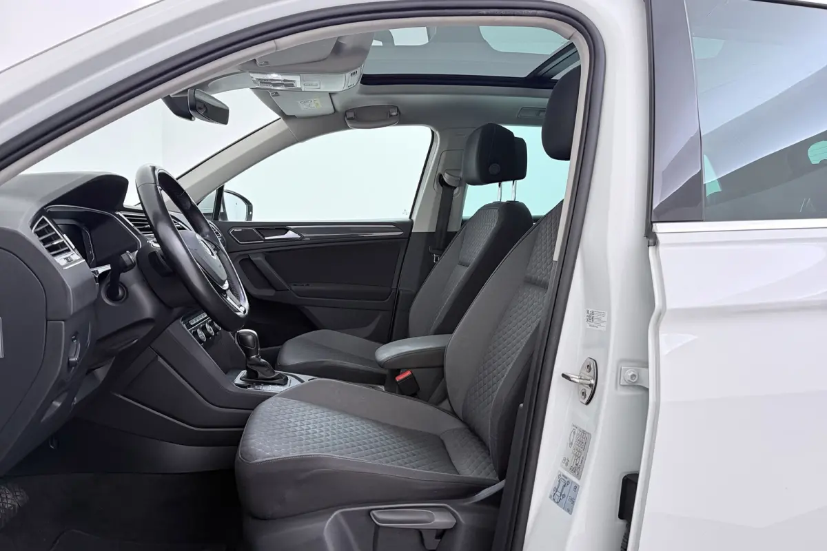 1.5 TSI ACT Comfortline Business | Panoramadak | Org NL | Camera | CarPlay | Digital Cockpit | Stoelverwarming |