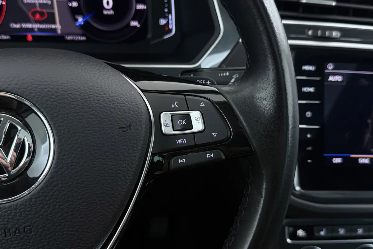1.5 TSI ACT Comfortline Business | Panoramadak | Org NL | Camera | CarPlay | Digital Cockpit | Stoelverwarming |