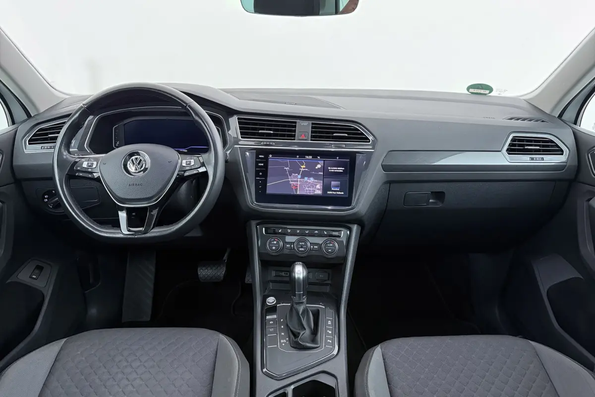 1.5 TSI ACT Comfortline Business | Panoramadak | Org NL | Camera | CarPlay | Digital Cockpit | Stoelverwarming |