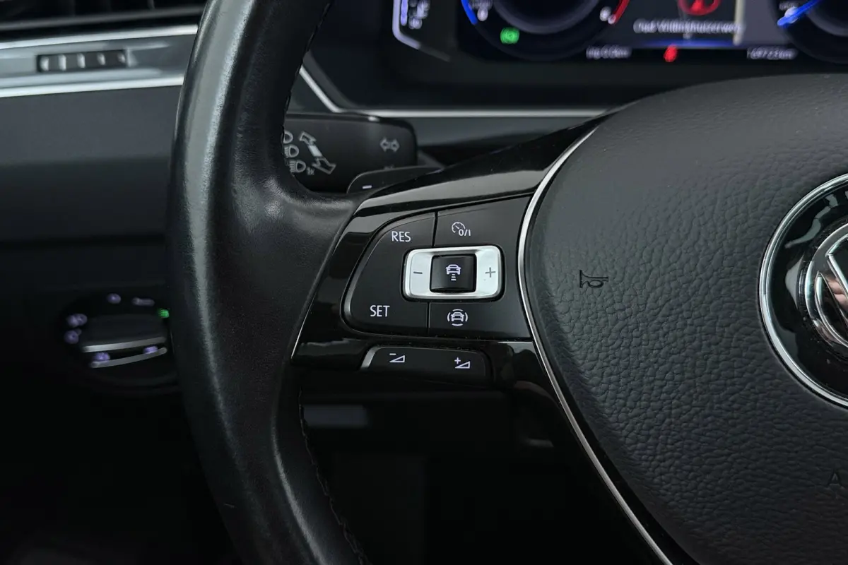1.5 TSI ACT Comfortline Business | Panoramadak | Org NL | Camera | CarPlay | Digital Cockpit | Stoelverwarming |