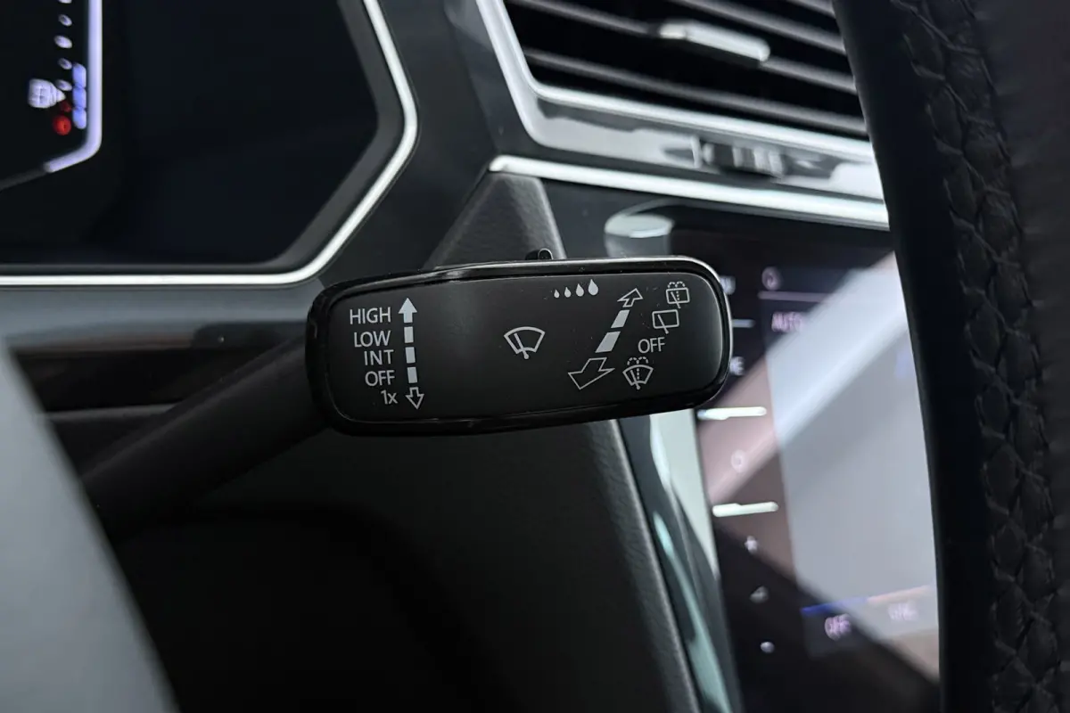 1.5 TSI ACT Comfortline Business | Panoramadak | Org NL | Camera | CarPlay | Digital Cockpit | Stoelverwarming |