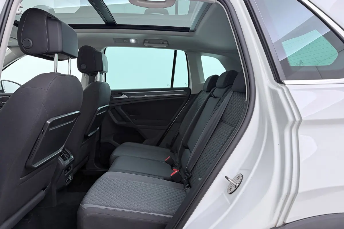 1.5 TSI ACT Comfortline Business | Panoramadak | Org NL | Camera | CarPlay | Digital Cockpit | Stoelverwarming |