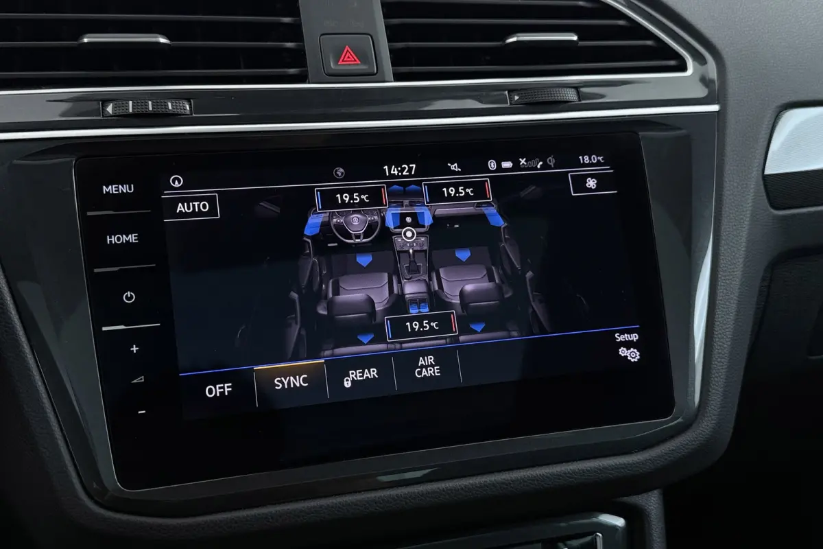 1.5 TSI ACT Comfortline Business | Panoramadak | Org NL | Camera | CarPlay | Digital Cockpit | Stoelverwarming |