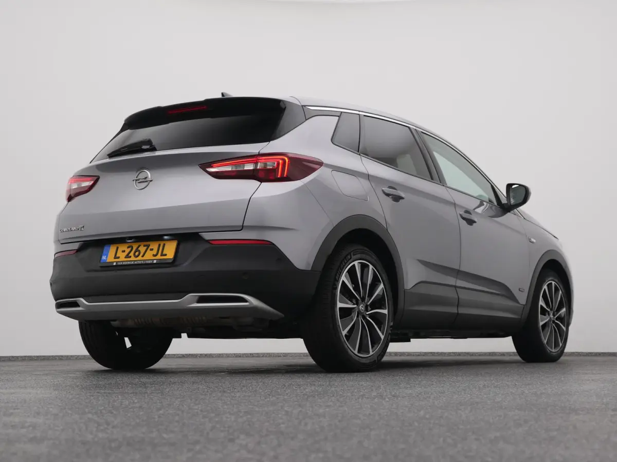 1.6 Turbo Hybrid Business Elegance | CAMERA | KEYLESS