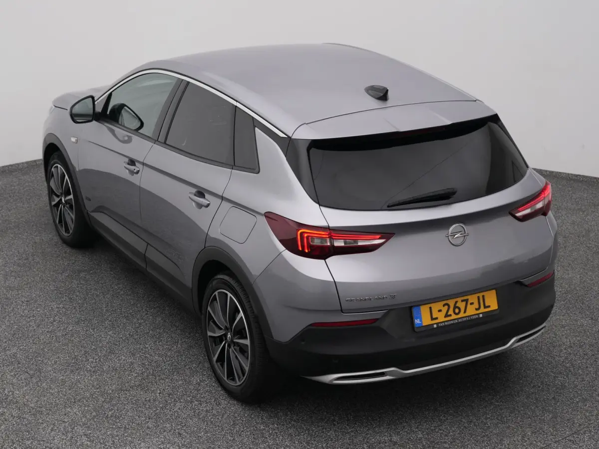 1.6 Turbo Hybrid Business Elegance | CAMERA | KEYLESS