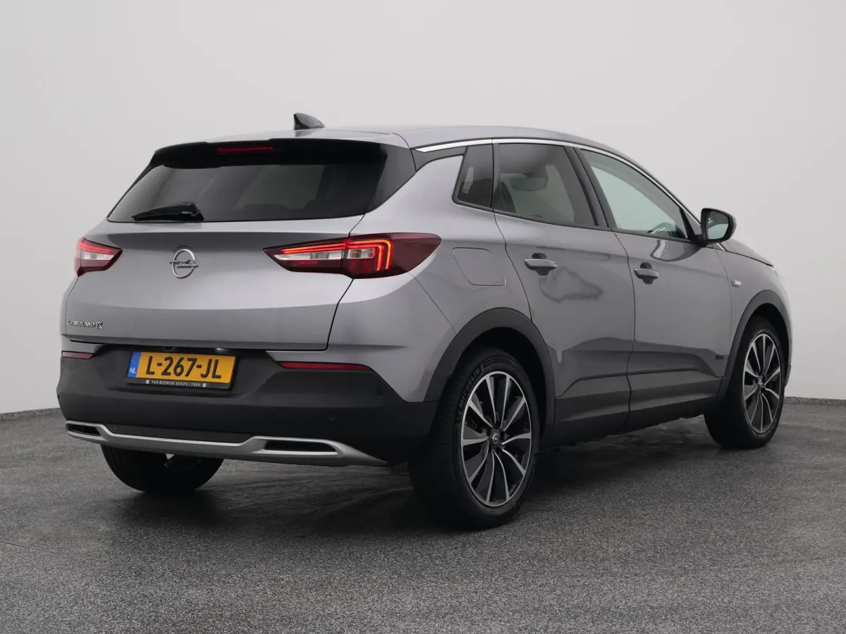 1.6 Turbo Hybrid Business Elegance | CAMERA | KEYLESS