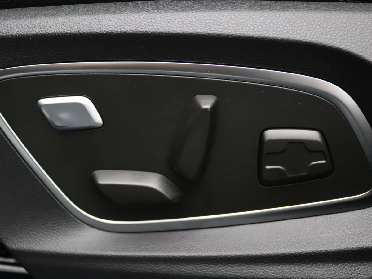 EV87 long range esprit Alpine Apple Carplay/Android Auto | Panoramadak