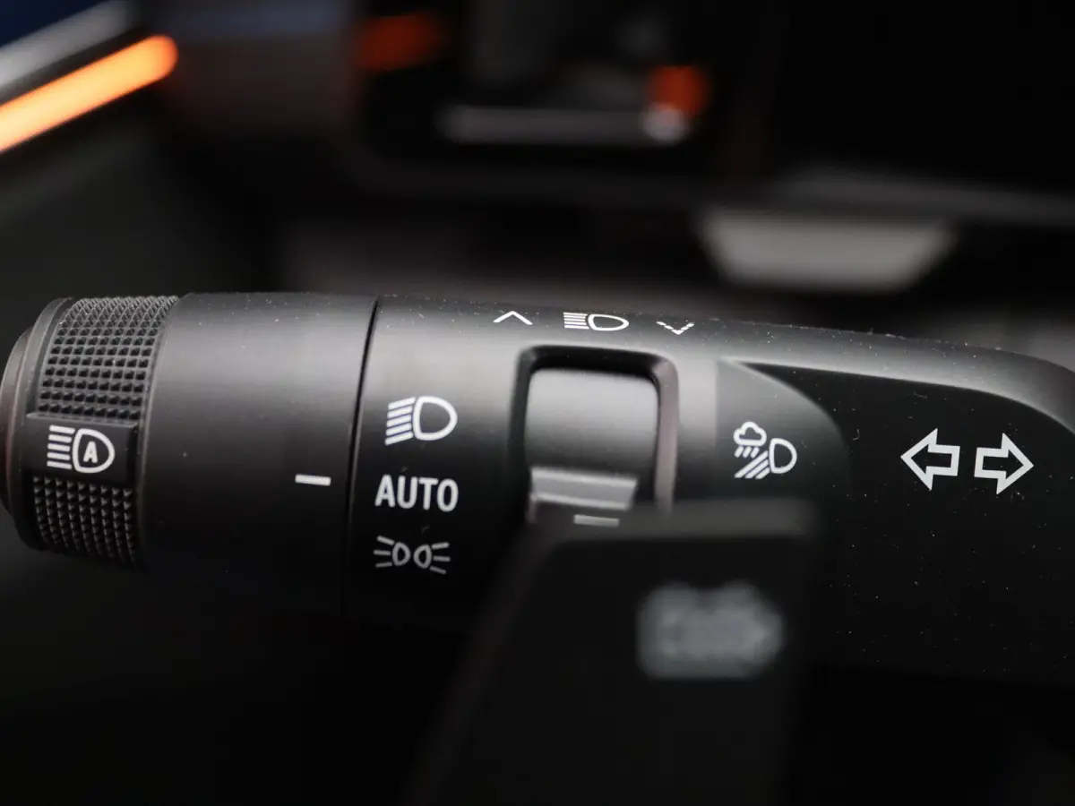 EV87 long range esprit Alpine Apple Carplay/Android Auto | Panoramadak