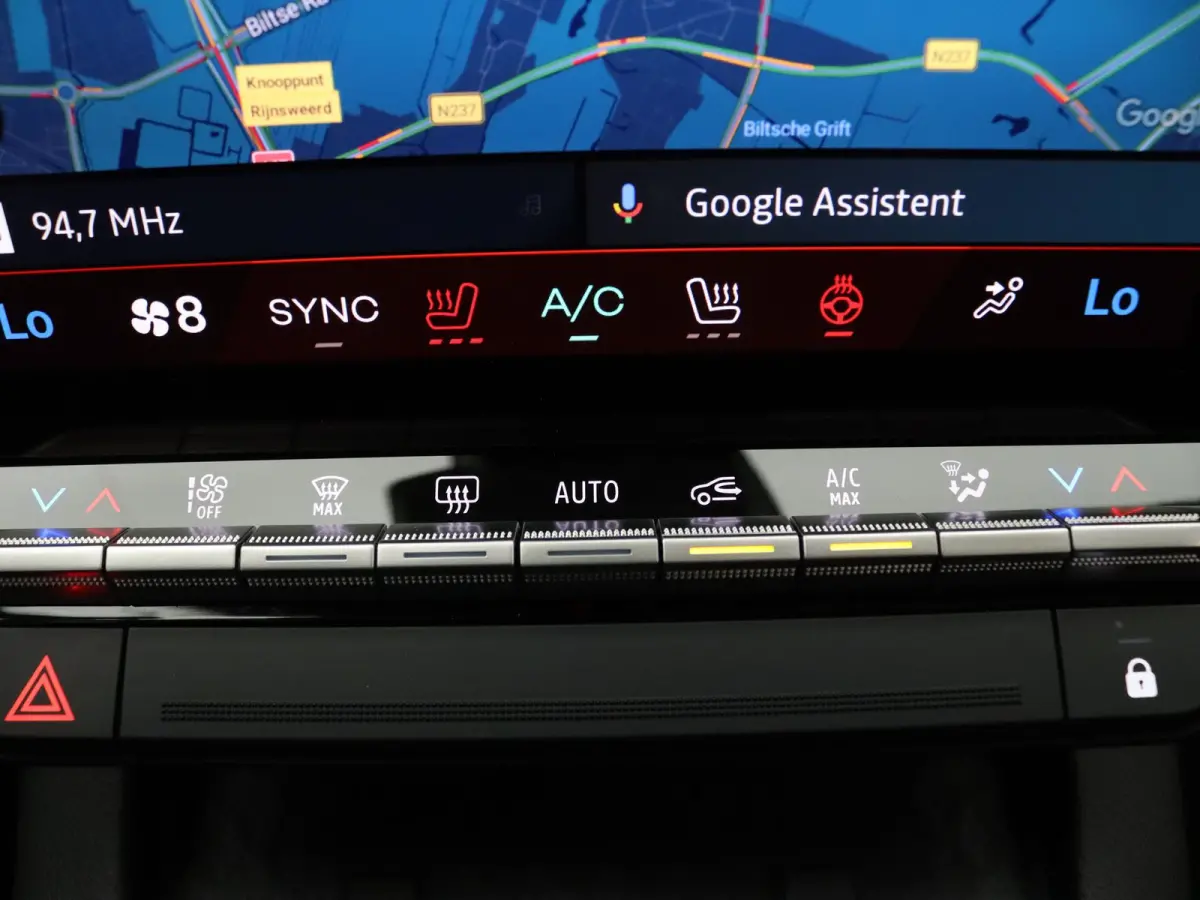 EV87 long range esprit Alpine Apple Carplay/Android Auto | Panoramadak
