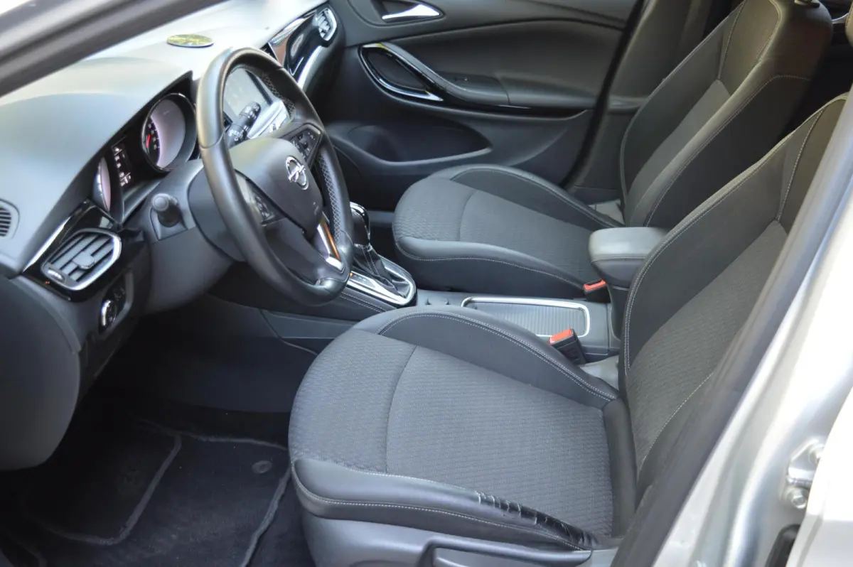 1.4 Innovation Aut!|Camera|Keyless!