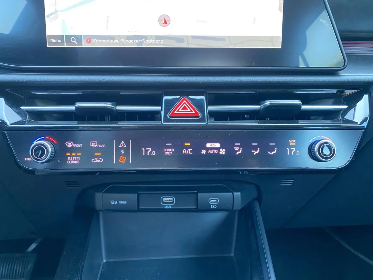 1.6 GDi Hybrid DynamicLine | Climate control | LM velgen | Elektr. bestuurdersstoel | Dodehoekdetectie | Navigatie | Parkeercamera | Cruise control