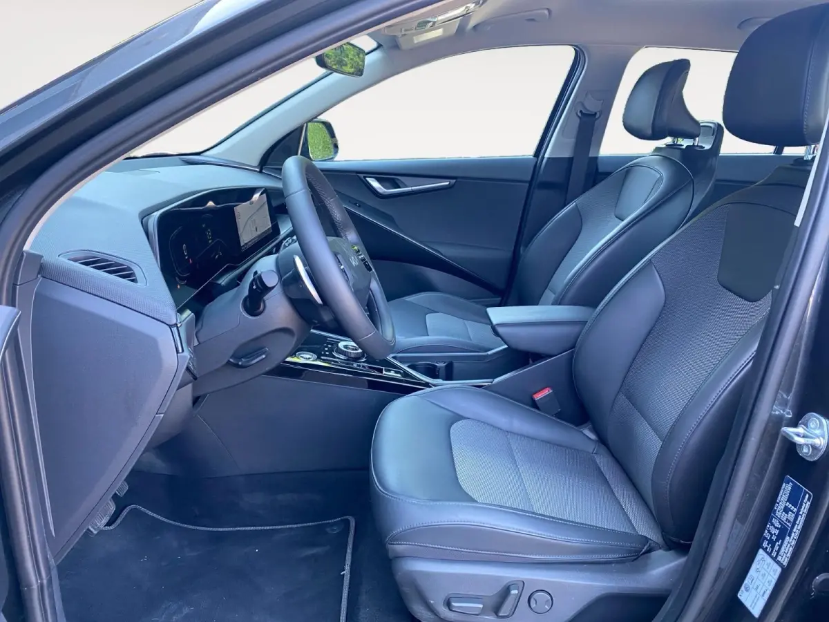 1.6 GDi Hybrid DynamicLine | Climate control | LM velgen | Elektr. bestuurdersstoel | Dodehoekdetectie | Navigatie | Parkeercamera | Cruise control