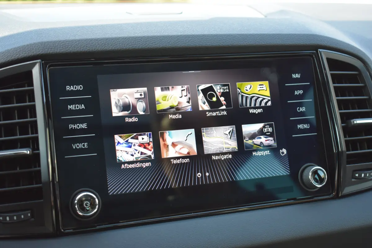 1.5TSi ACT 150PK DSG Sportline Business | Cruise Control | PDC V+A | Stoel- en stuurwielverwarming | Apple Carplay & Android Auto | Schuif-kanteldak