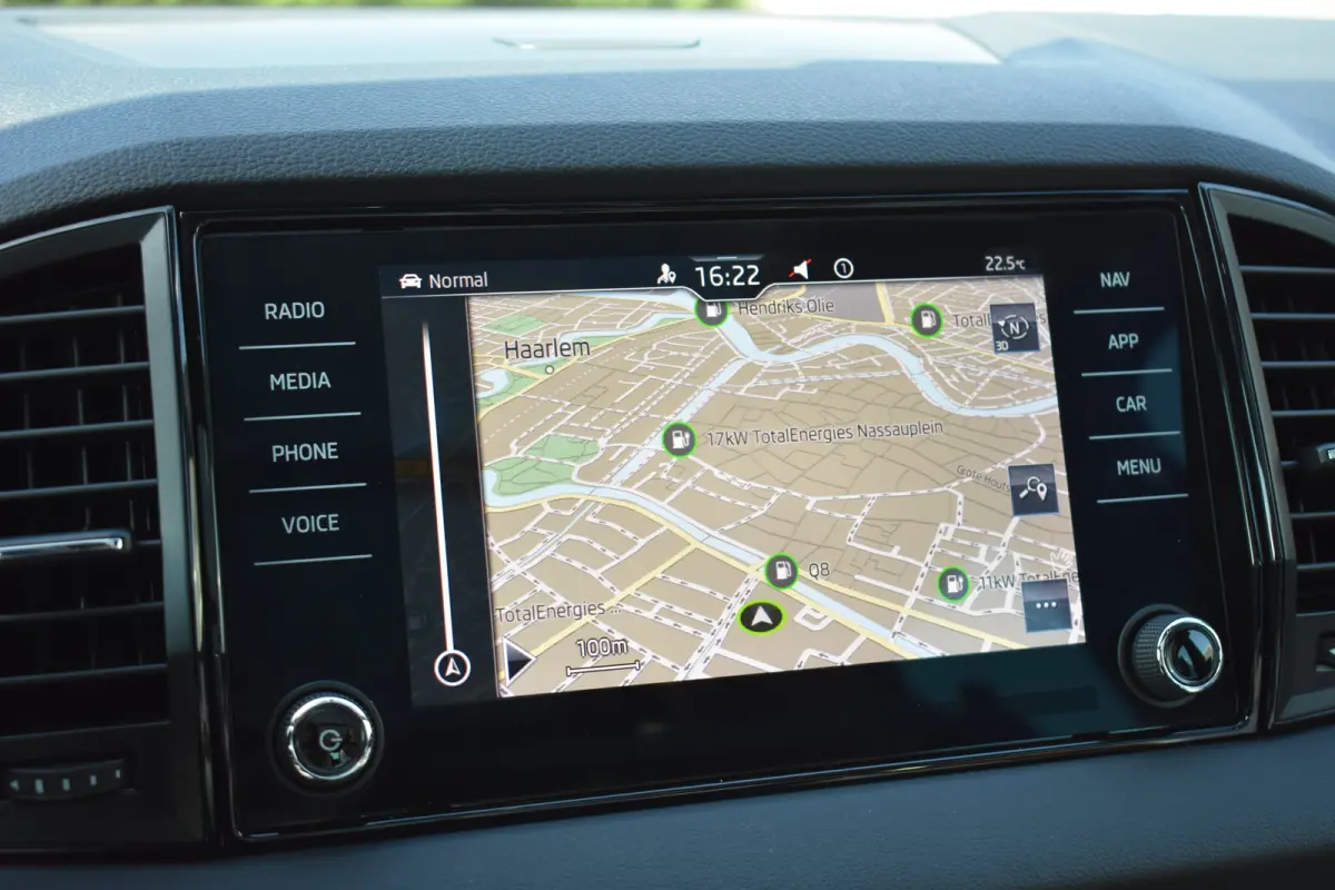 1.5TSi ACT 150PK DSG Sportline Business | Cruise Control | PDC V+A | Stoel- en stuurwielverwarming | Apple Carplay & Android Auto | Schuif-kanteldak