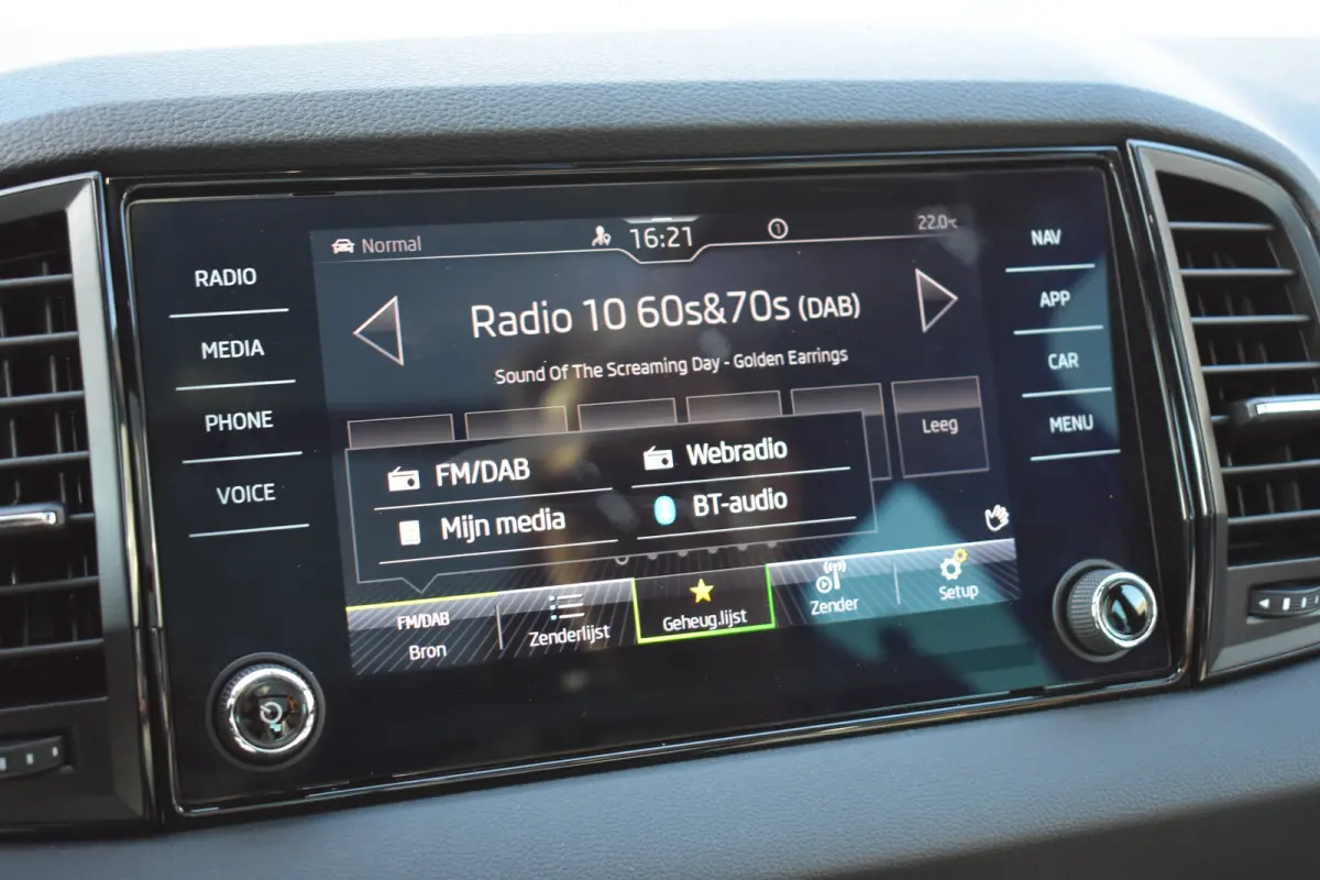 1.5TSi ACT 150PK DSG Sportline Business | Cruise Control | PDC V+A | Stoel- en stuurwielverwarming | Apple Carplay & Android Auto | Schuif-kanteldak