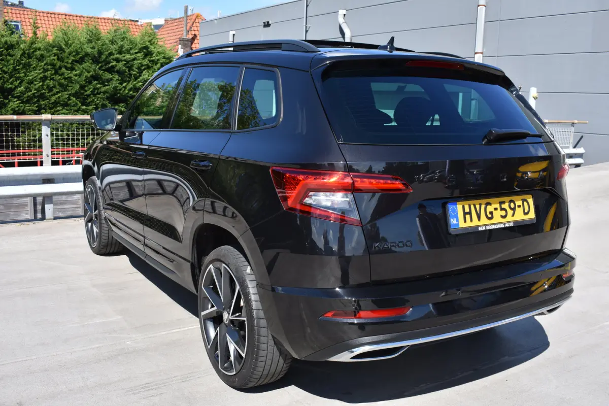 1.5TSi ACT 150PK DSG Sportline Business | Cruise Control | PDC V+A | Stoel- en stuurwielverwarming | Apple Carplay & Android Auto | Schuif-kanteldak