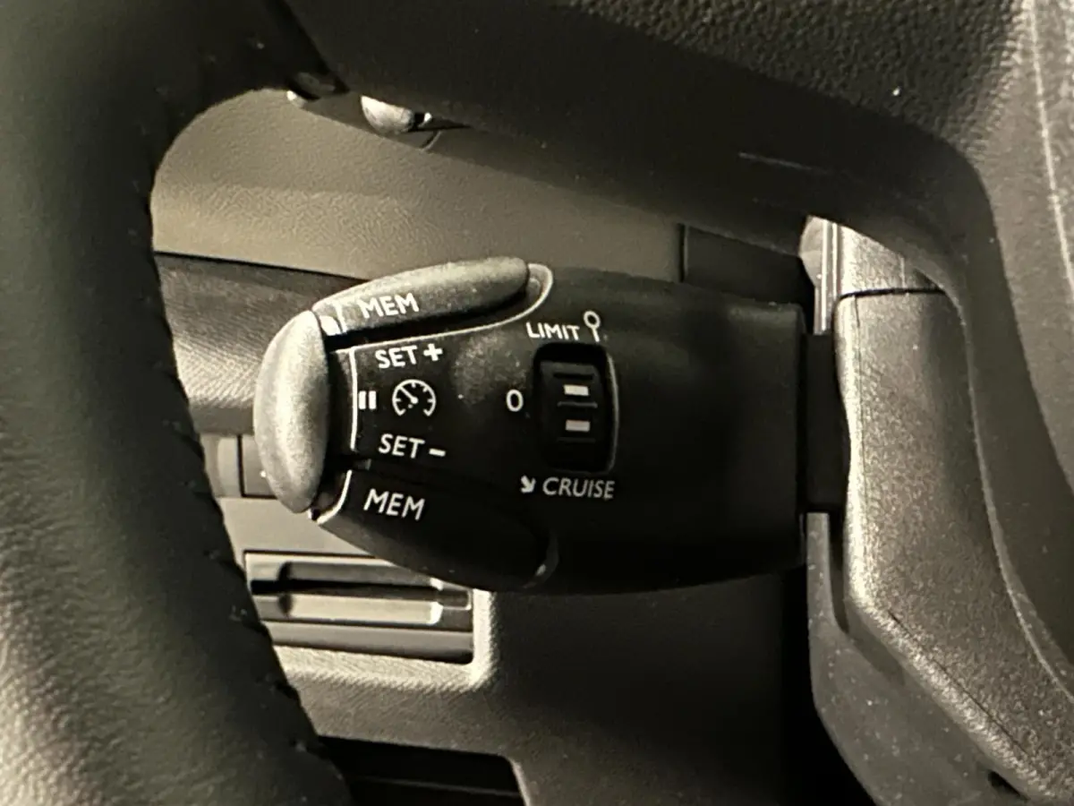 1.2 PureTech Business CAMERA | APPLE CARPLAY | CRUISE CONTROL | UNIEKE KLEUR!