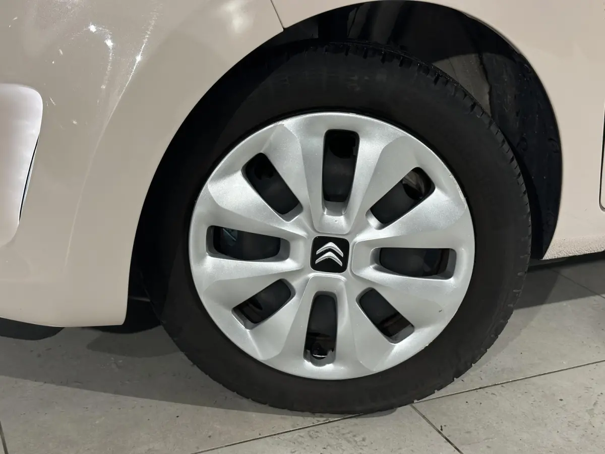 1.0 VTi Feel