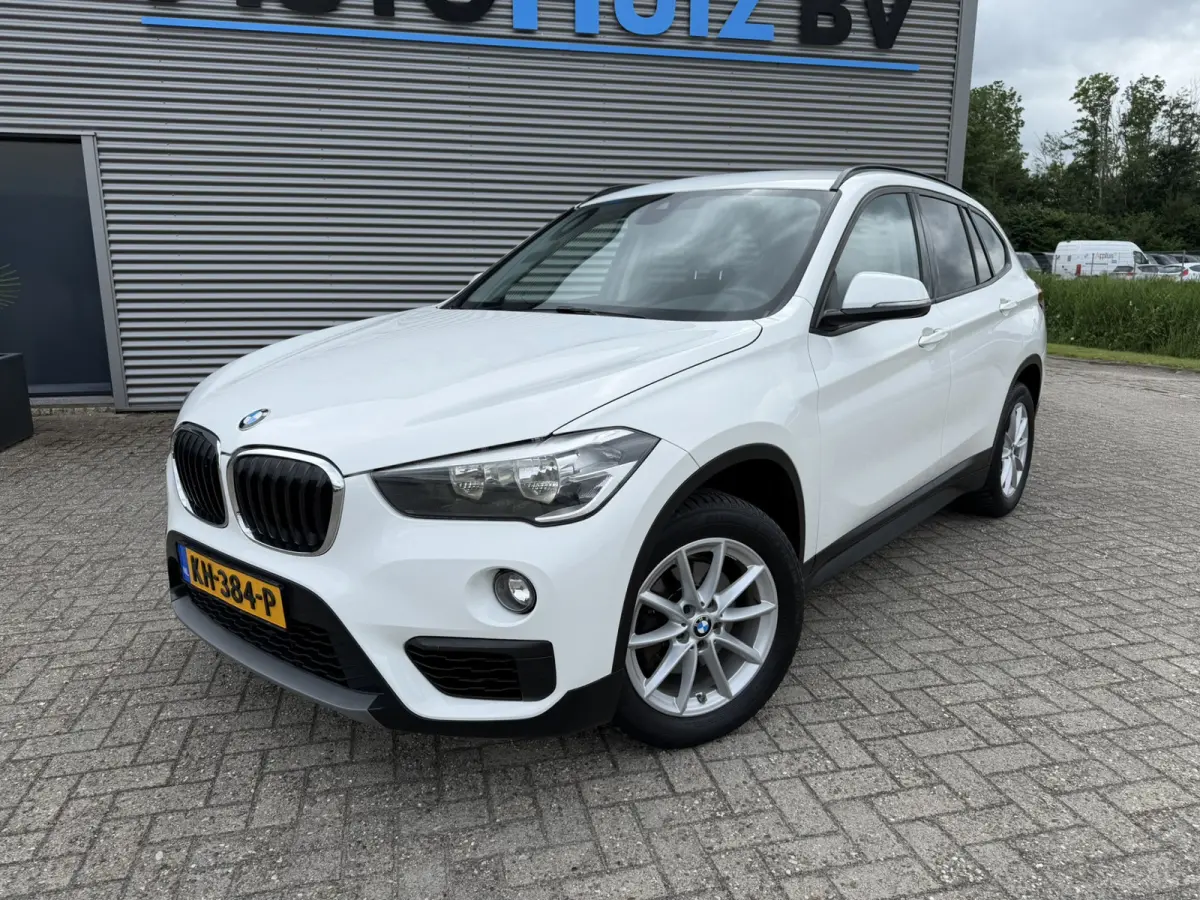 sDrive18i Advantage Navigatie Stoelverwarming Climate Control PDC Cruise Control
