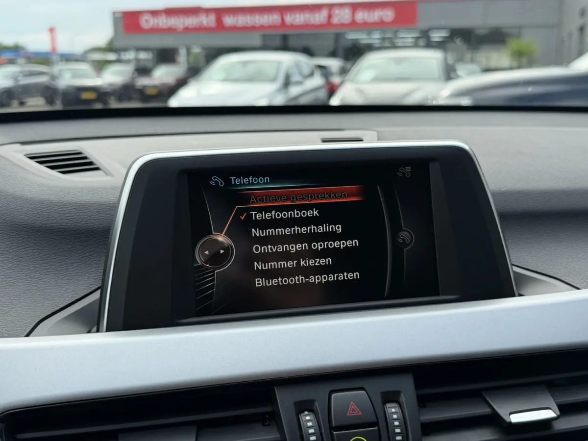 sDrive18i Advantage Navigatie Stoelverwarming Climate Control PDC Cruise Control